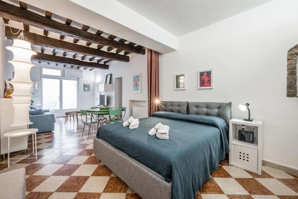 Casa Camilla - Arty Suite Nel Centro Storico Parma Dış mekan fotoğraf